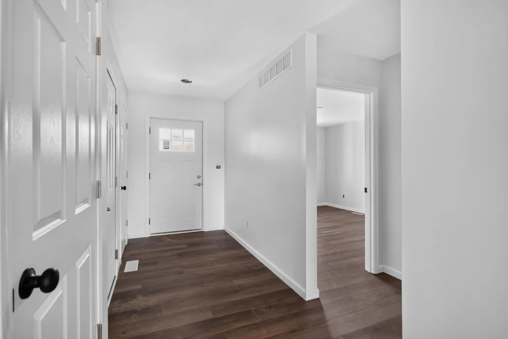 14869 Hilltop Drive Cement City, MI 49233