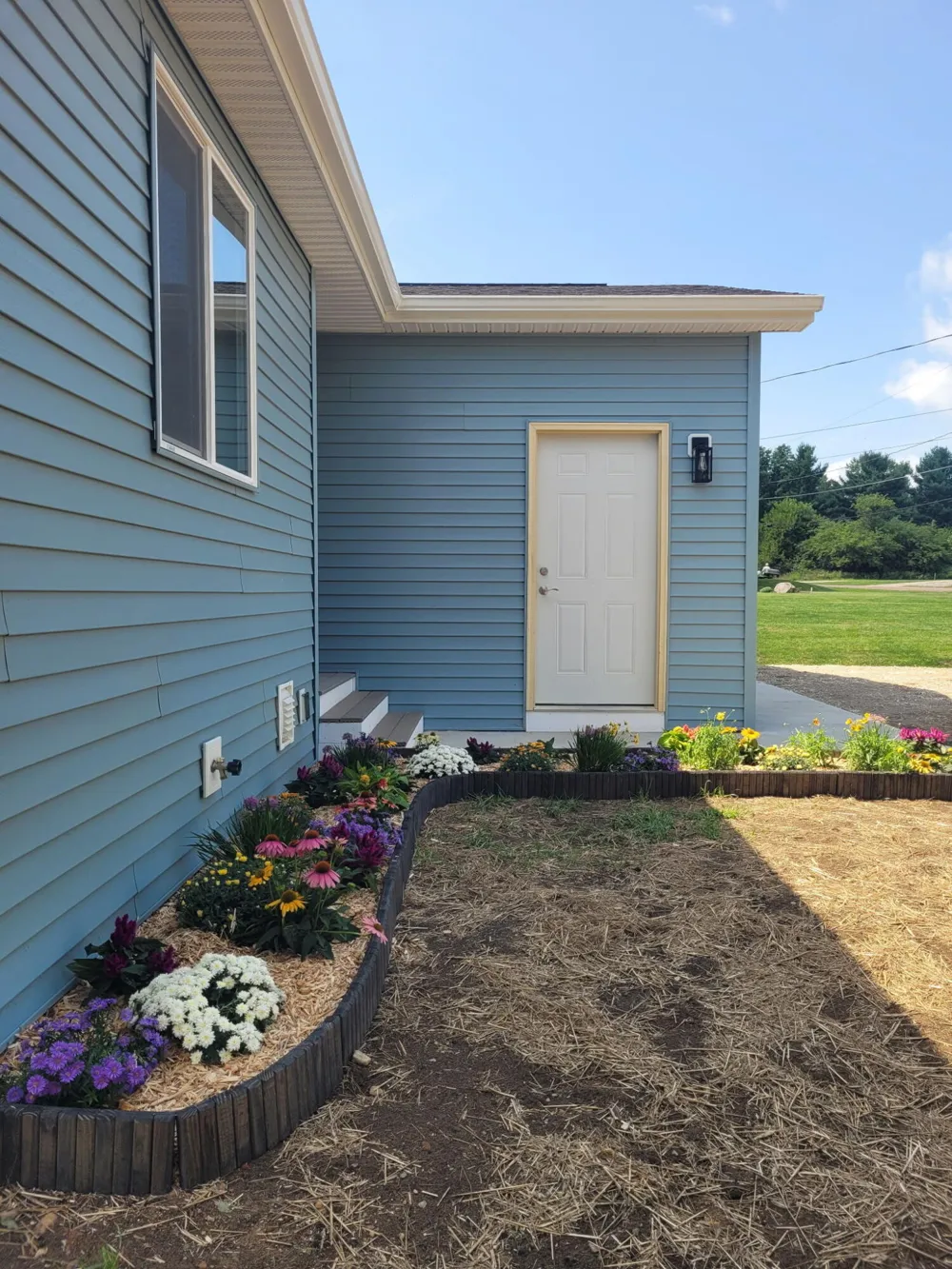 14869 Hilltop Drive Cement City, MI 49233