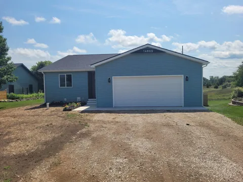 14869 Hilltop Drive