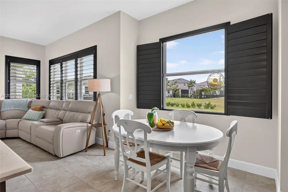 5691 Bristlecone Commoms Westlake, FL 33470