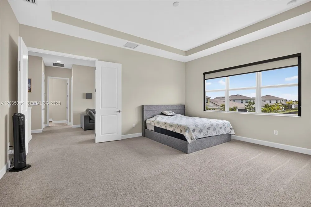 5691 Bristlecone Commoms Westlake, FL 33470
