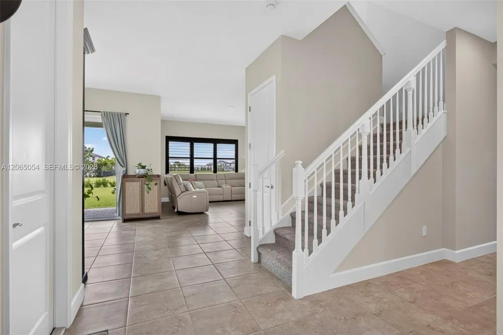5691 Bristlecone Commoms Westlake, FL 33470
