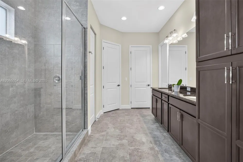 5691 Bristlecone Commoms Westlake, FL 33470
