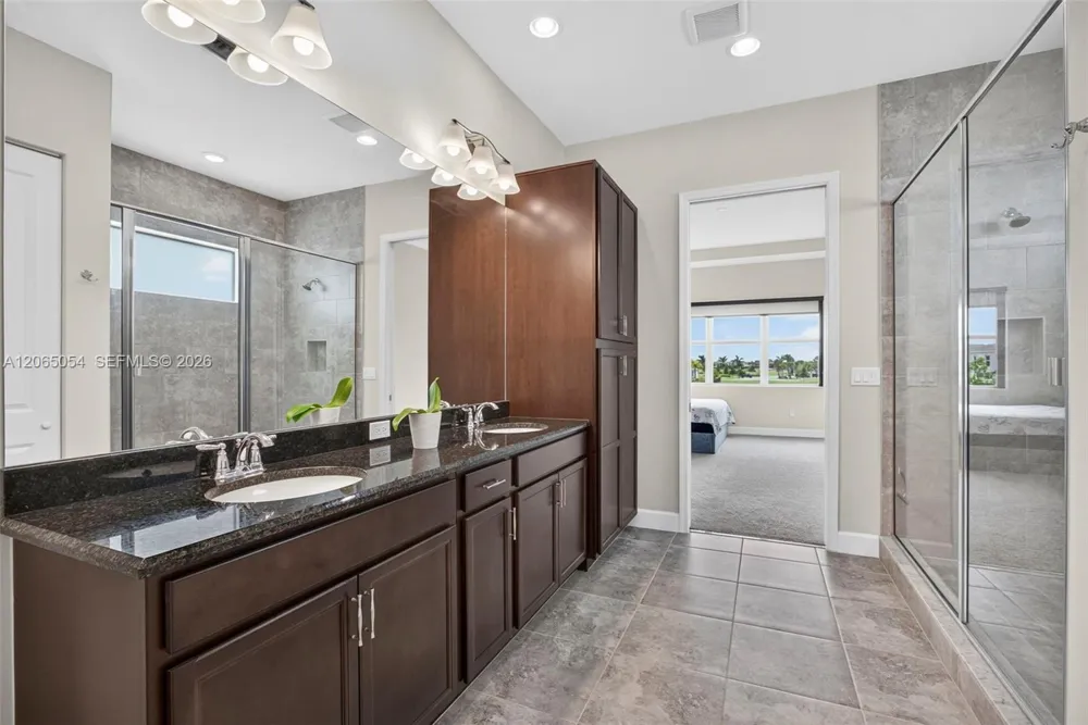 5691 Bristlecone Commoms Westlake, FL 33470