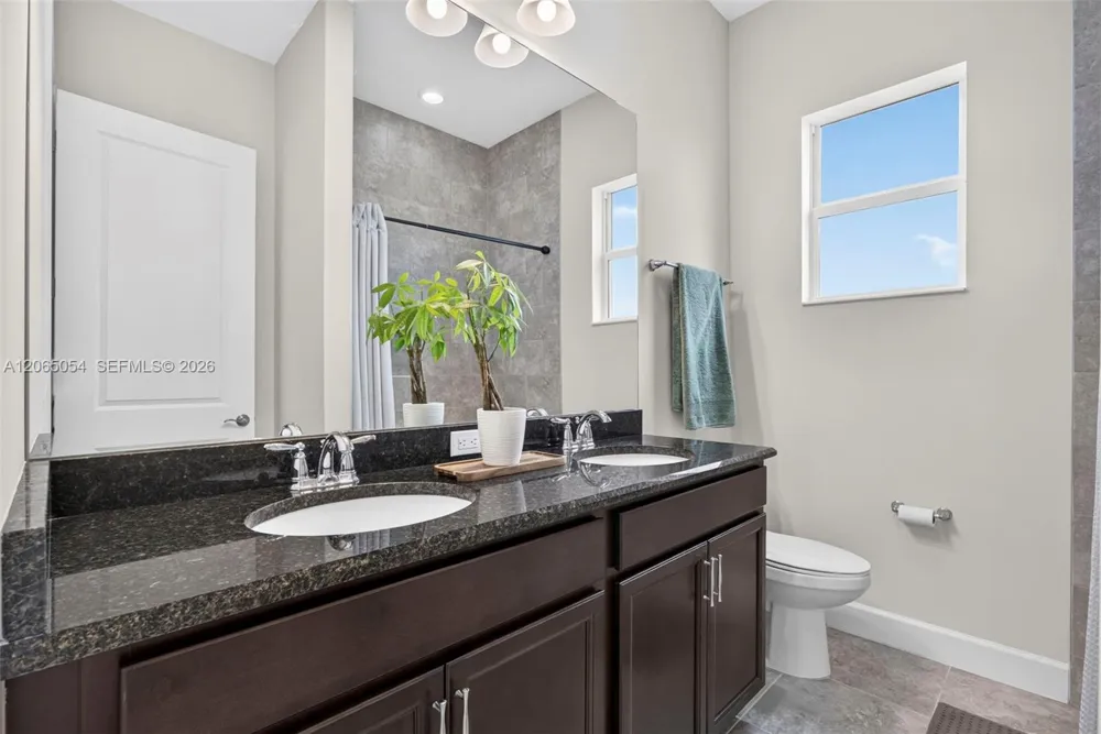 5691 Bristlecone Commoms Westlake, FL 33470