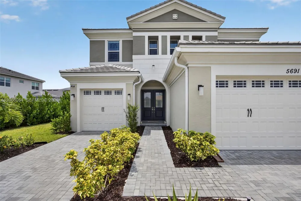 5691 Bristlecone Commoms Westlake, FL 33470
