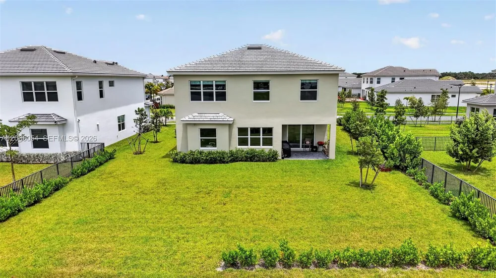 5691 Bristlecone Commoms Westlake, FL 33470