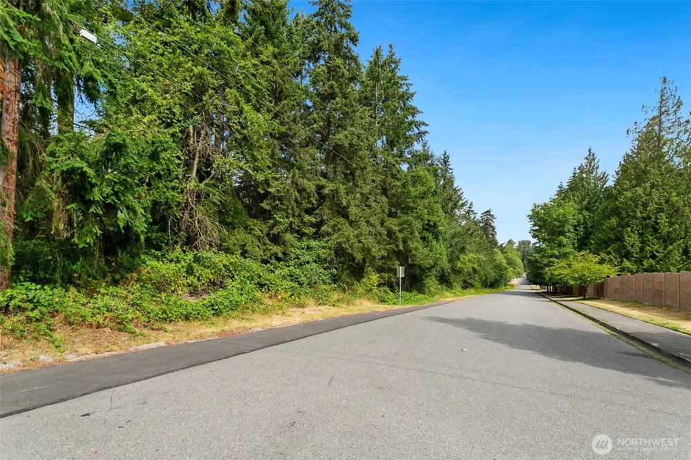 31 XXX 32nd Avenue S Federal Way, WA 98003