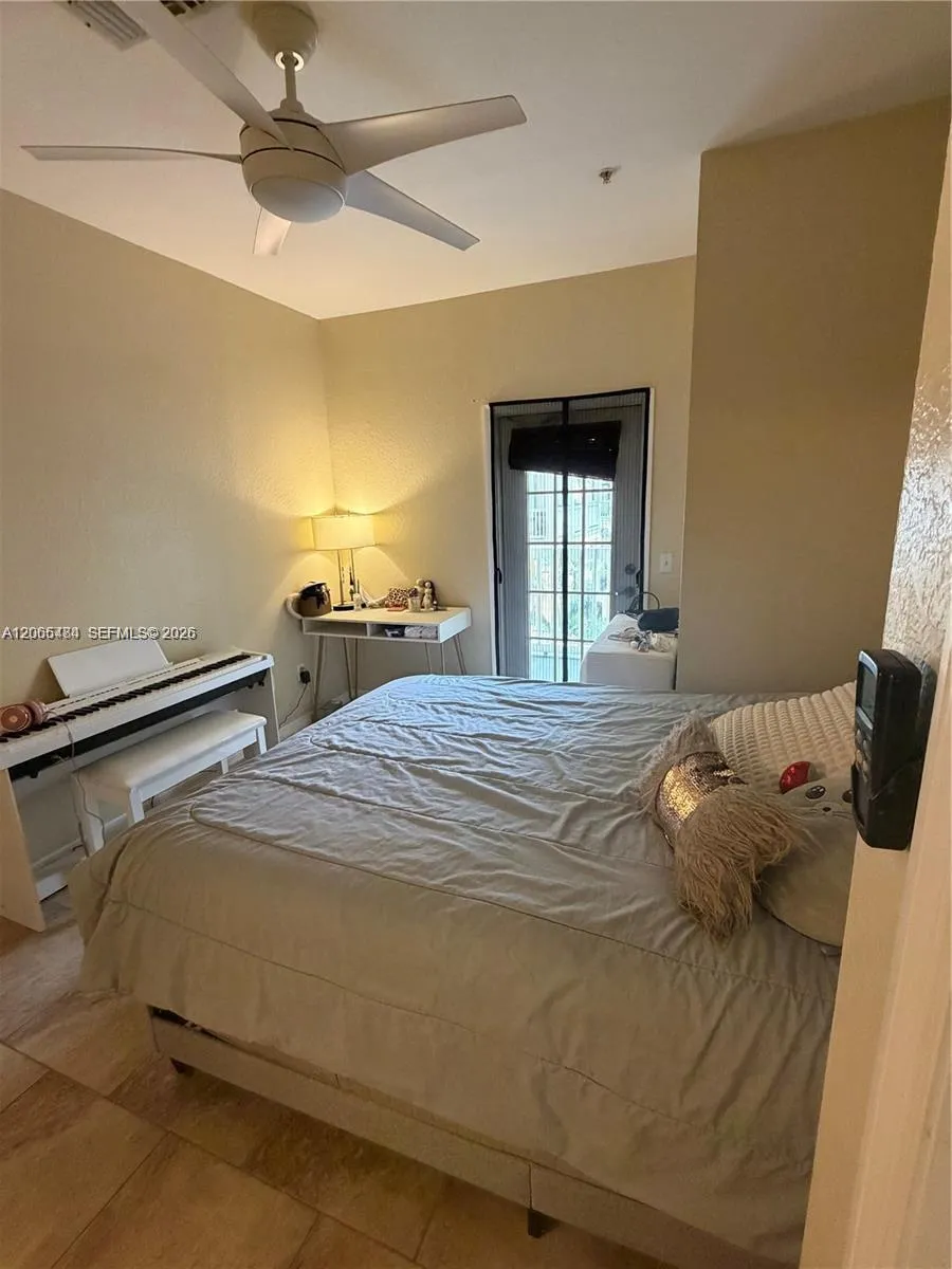 860 N Orange Ave #258 Orlando, FL 33180