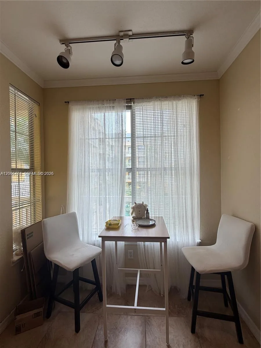 860 N Orange Ave #258 Orlando, FL 33180