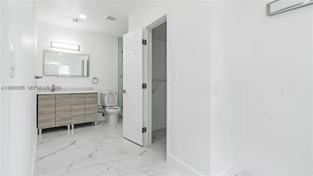 2301 NW 191st St Miami Gardens, FL 33056
