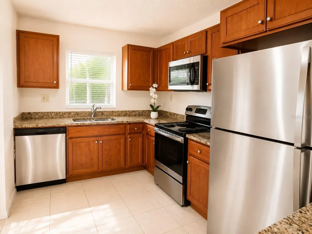 2812 SOMERSET PARK DRIVE #105 Tampa, FL 33613