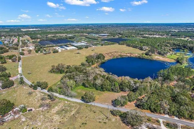 BRITT ROAD AND FUTURE FARM DRIVE Mount Dora, FL 32757