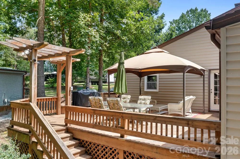 7224 Right Angle Street Sherrills Ford, NC 28673