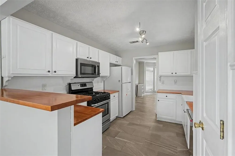 665 Peachtree Trails Drive Suwanee, GA 30024