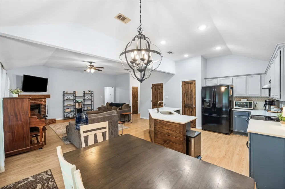 341 Frederick Circle Flint, TX 75762