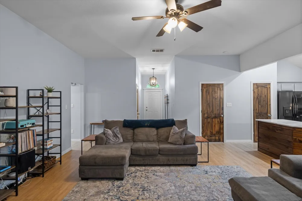 341 Frederick Circle Flint, TX 75762