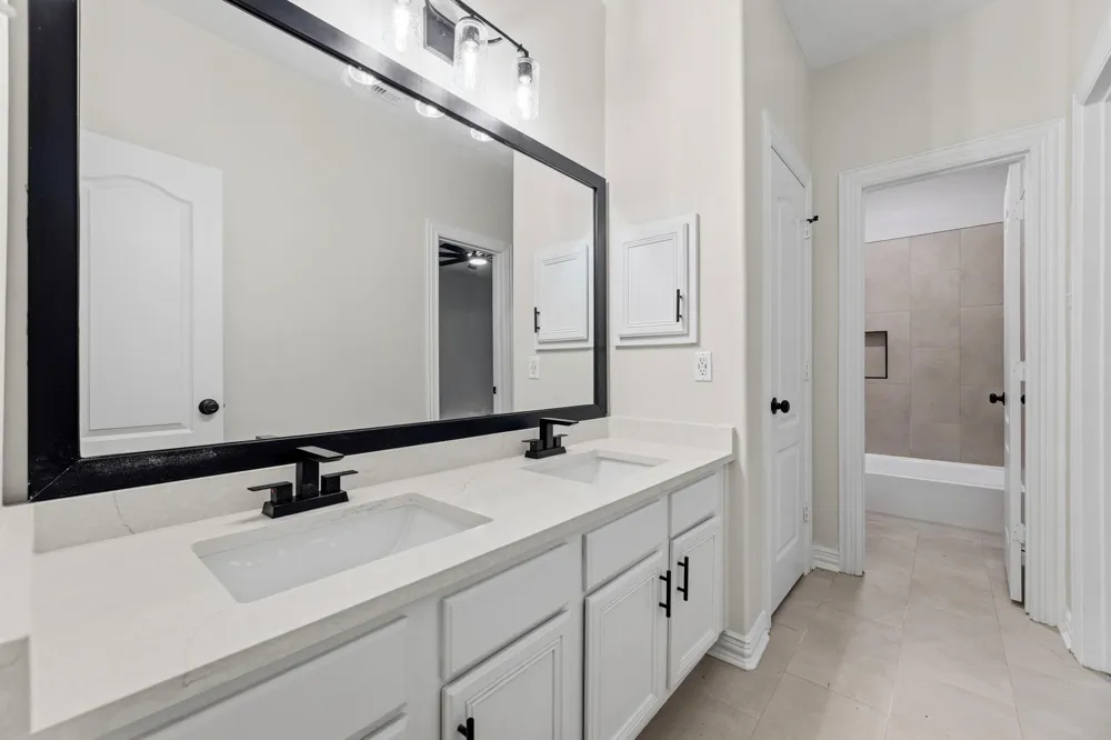 4432 Mae Street Friendswood, TX 77546