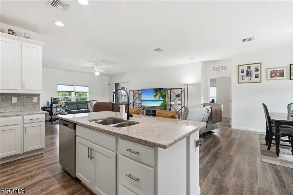 Iris Circle Labelle, FL 33935