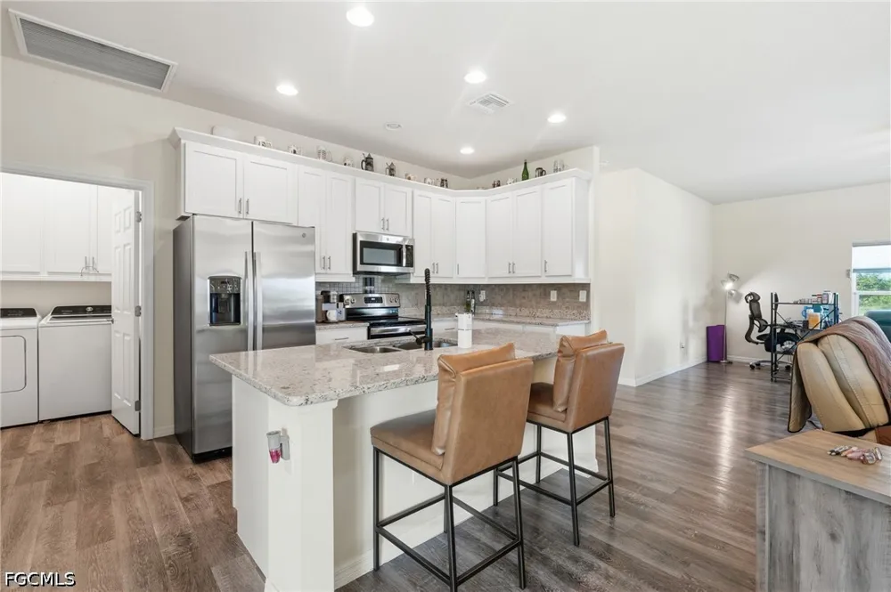Iris Circle Labelle, FL 33935