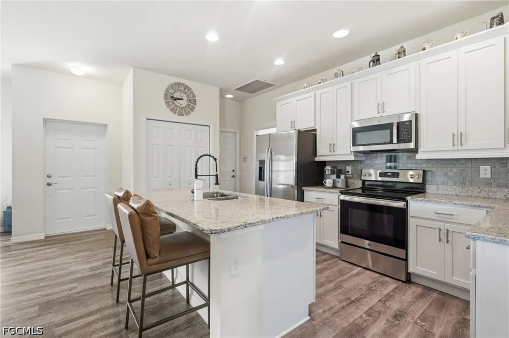 Iris Circle Labelle, FL 33935