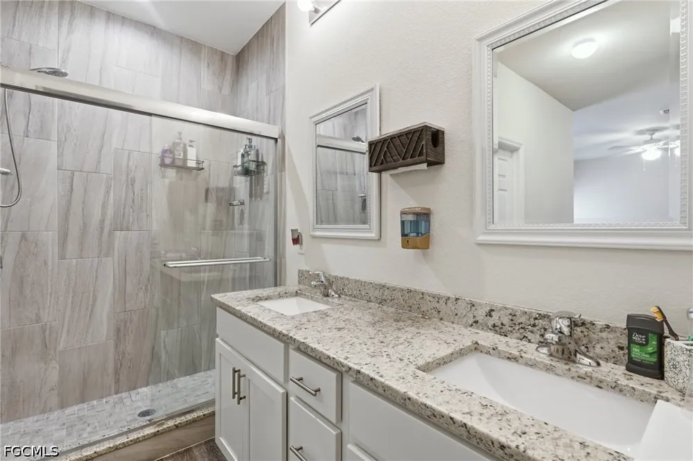 Iris Circle Labelle, FL 33935