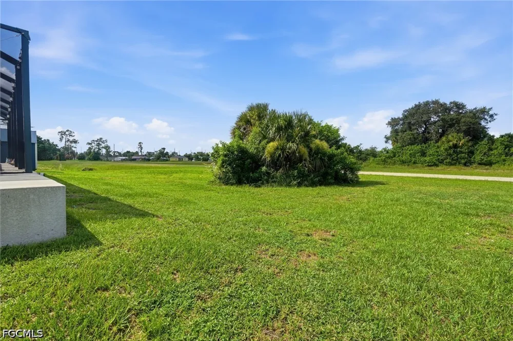 Iris Circle Labelle, FL 33935