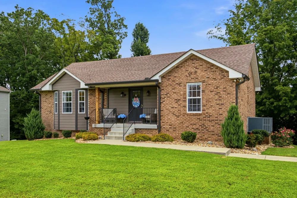 1193 Prestons Way Goodlettsville, TN 37072