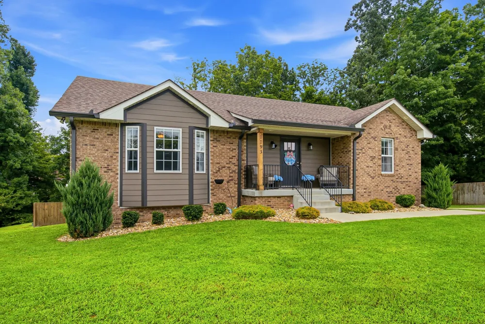 1193 Prestons Way Goodlettsville, TN 37072