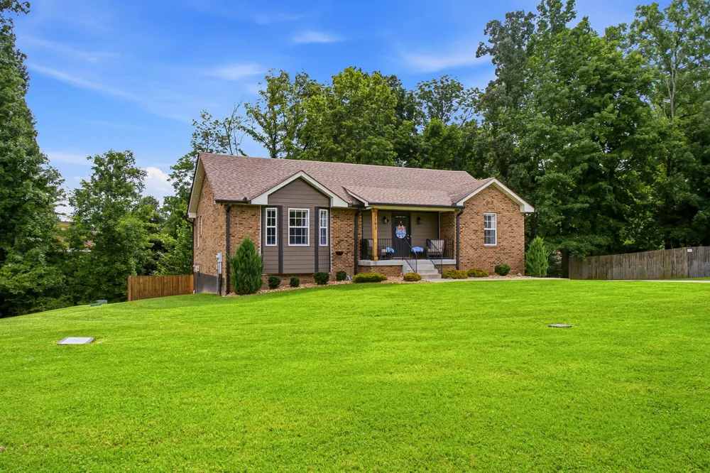1193 Prestons Way Goodlettsville, TN 37072