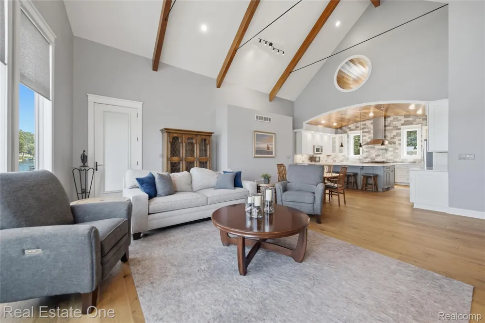 9276 Silverside Green Oak Township, MI 48178