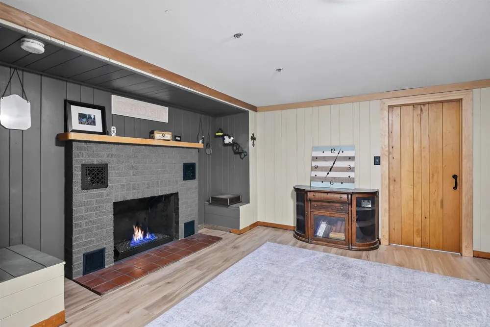 12344 S West Torch Lake Drive Milton Township, MI 49676