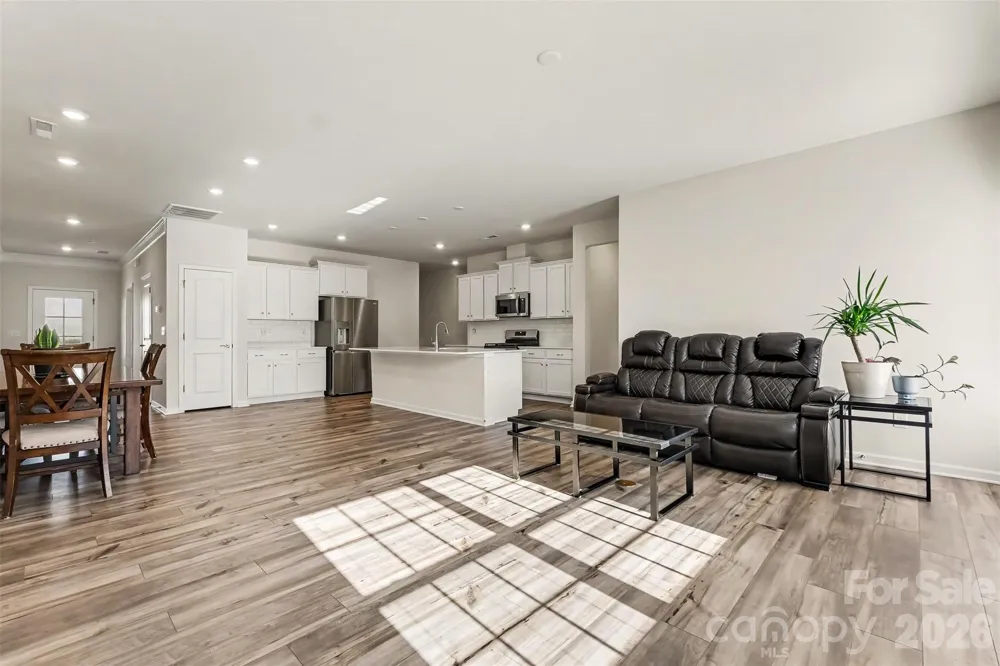 187 White Apple Way Statesville, NC 28625