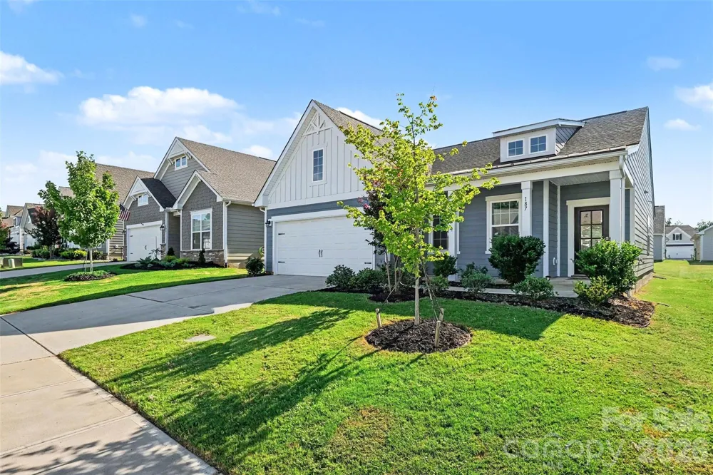 187 White Apple Way Statesville, NC 28625