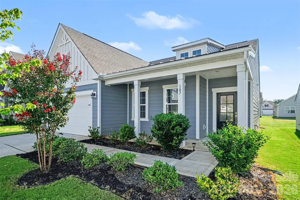 187 White Apple Way Statesville, NC 28625
