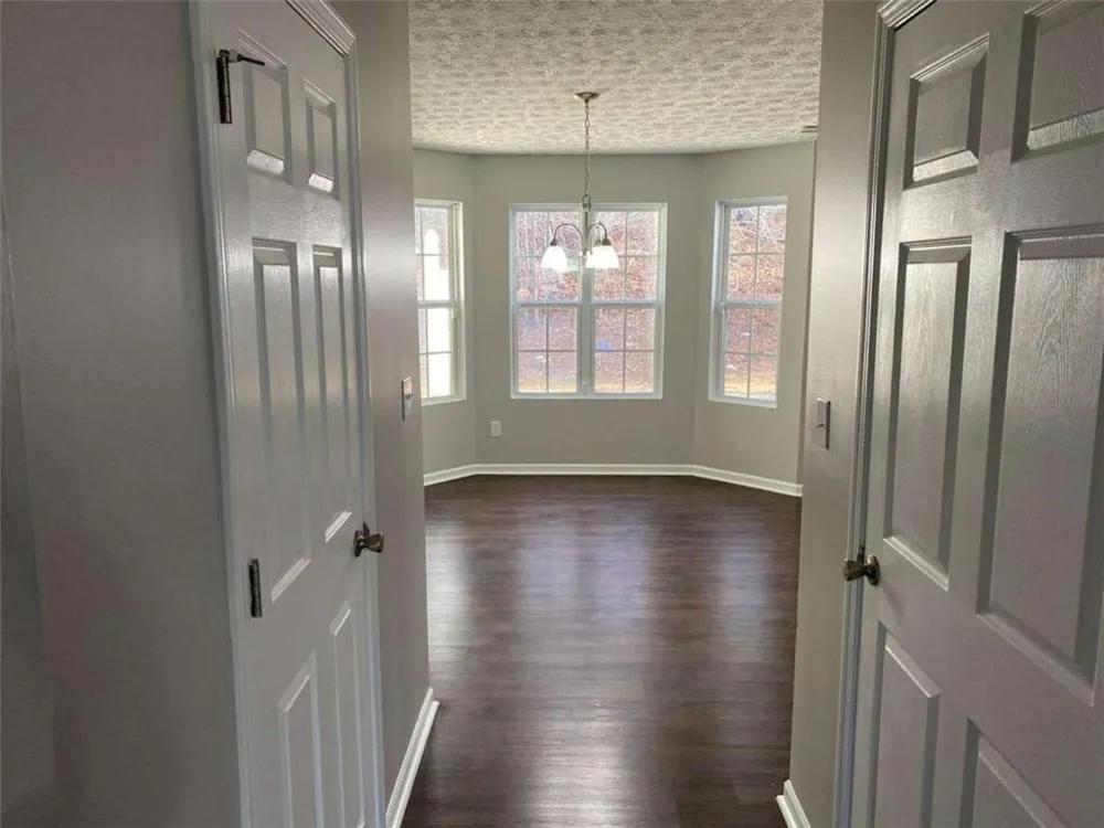 2752 Valley Green Drive Gainesville, GA 30504