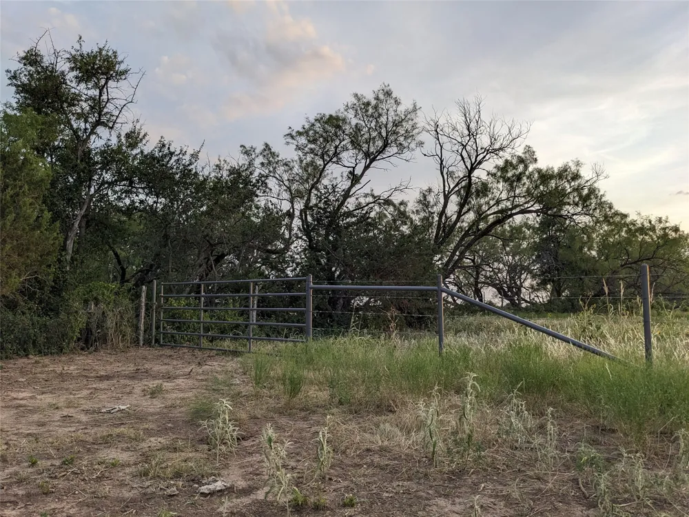 4801 Fm 1086 Wingate, TX 79566