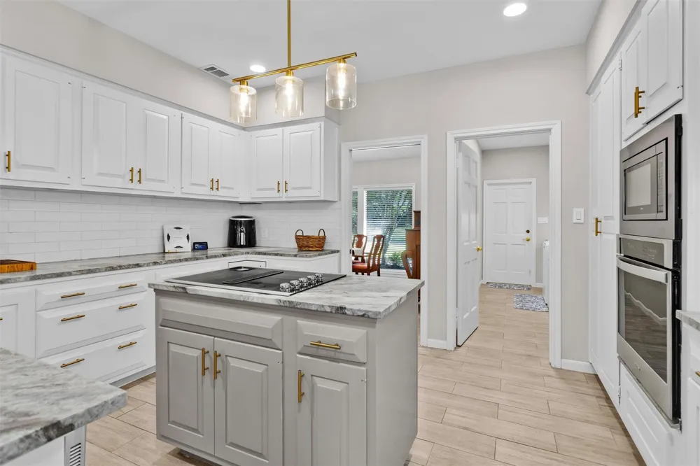 11710 Willowrun Drive Montgomery, TX 77356
