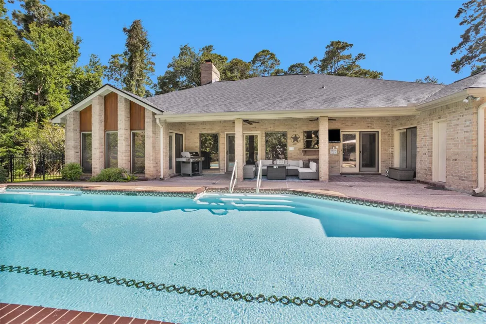 11710 Willowrun Drive Montgomery, TX 77356
