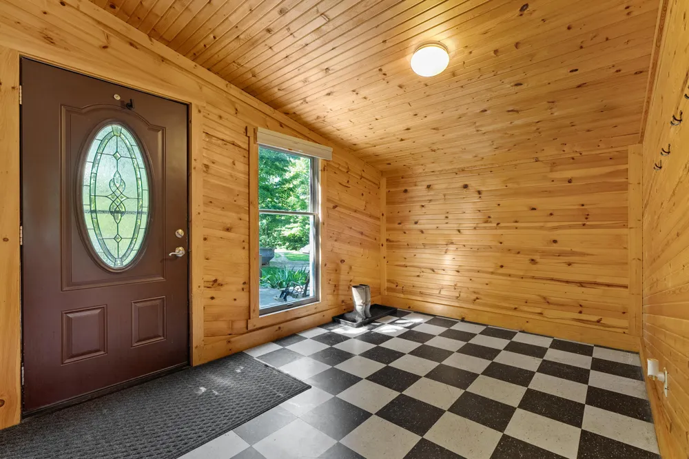 9299 W Avenue E Vicksburg, MI 49097