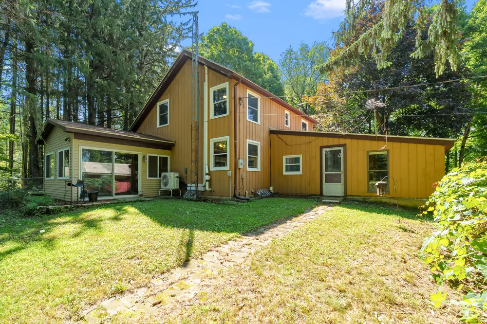 9299 W Avenue E Vicksburg, MI 49097