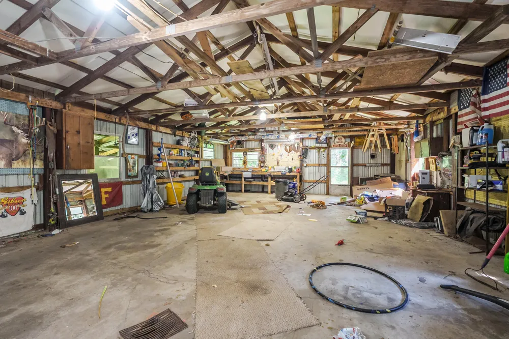9299 W Avenue E Vicksburg, MI 49097