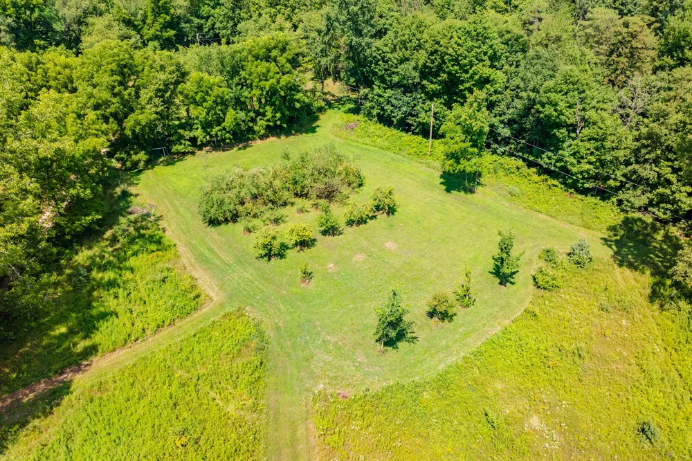 9299 W Avenue E Vicksburg, MI 49097
