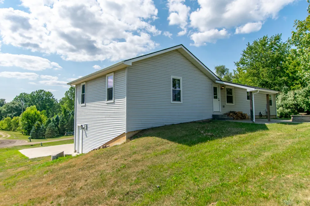 13396 Miracle Drive Chelsea, MI 48118