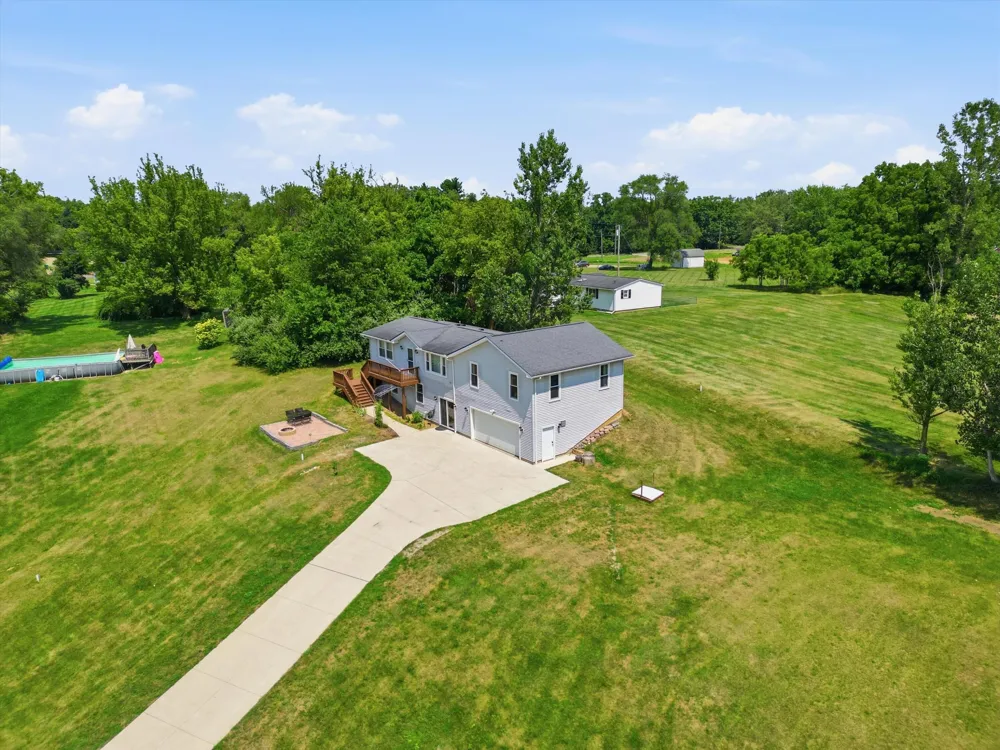 13396 Miracle Drive Chelsea, MI 48118