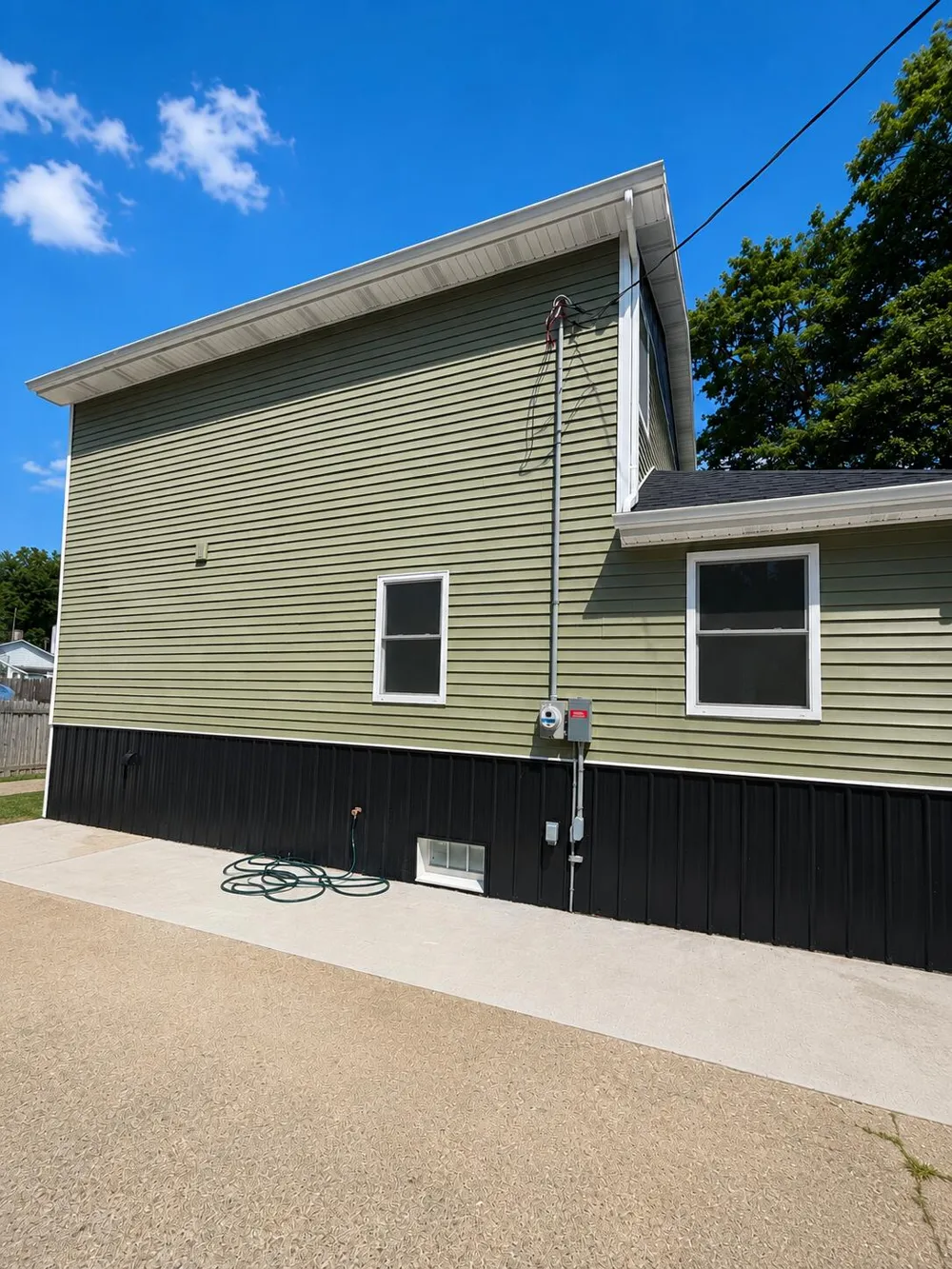 412 4th Avenue Three Rivers, MI 49093