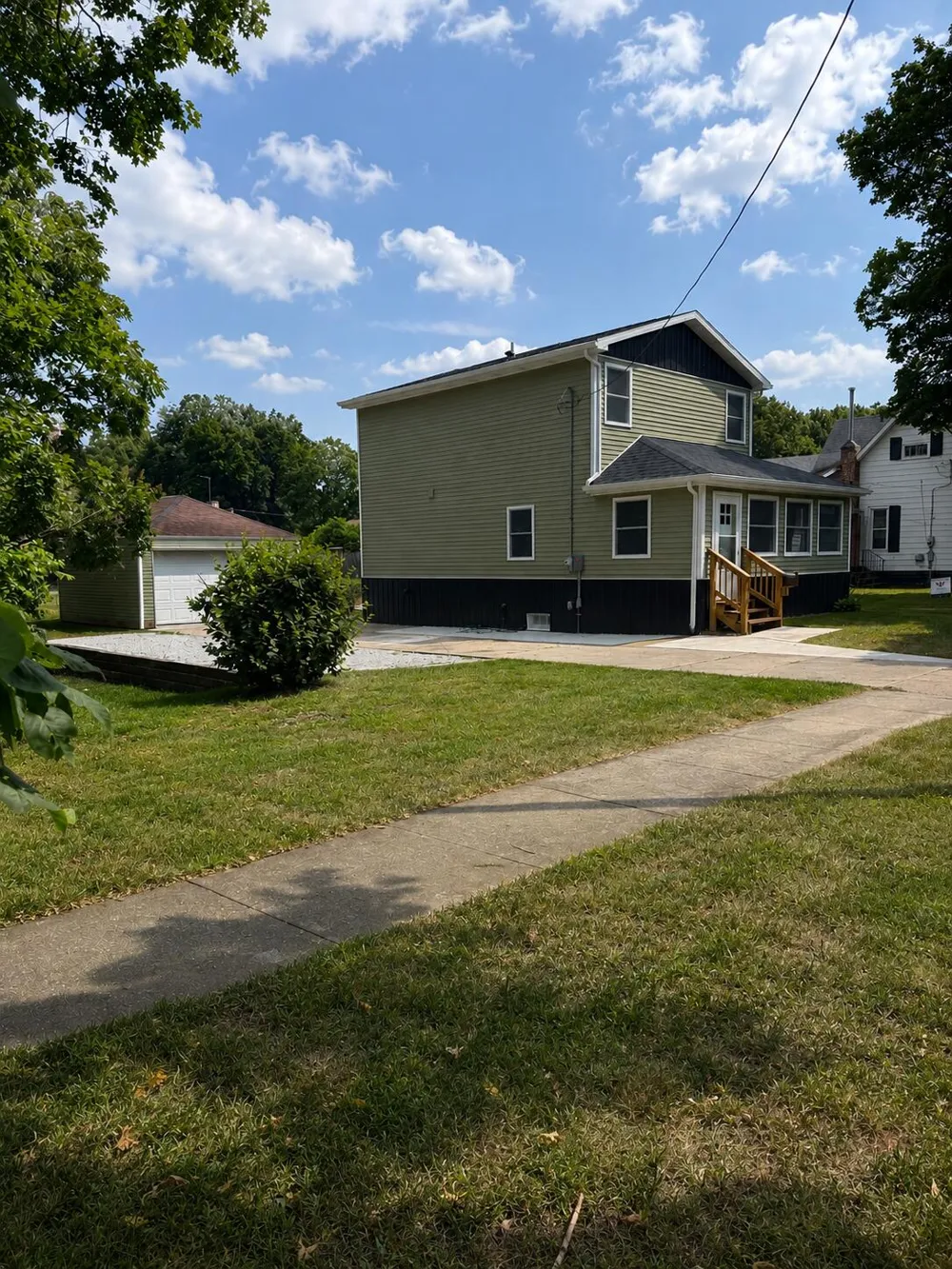412 4th Avenue Three Rivers, MI 49093