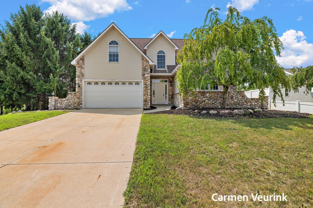 10971 Lance Avenue Allendale, MI 49401
