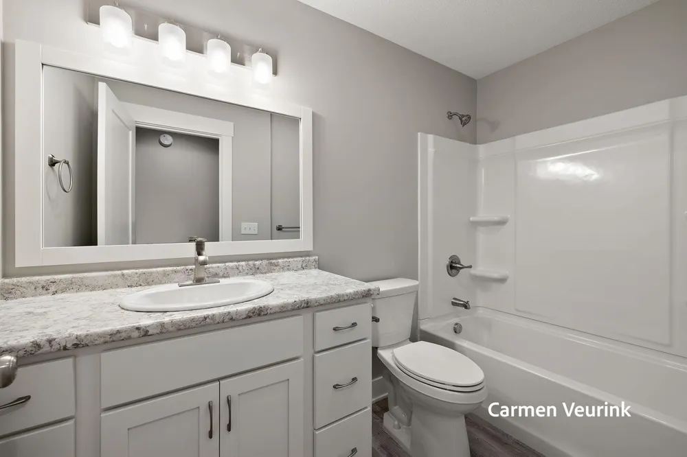 10971 Lance Avenue Allendale, MI 49401