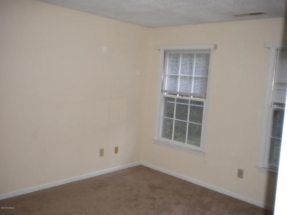 1913 Rolling Ridge Drive Midway Park, NC 28544